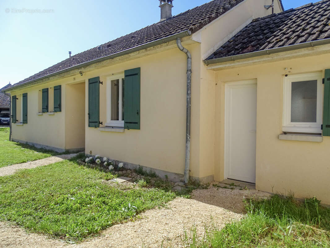 Maison à ANJOUIN