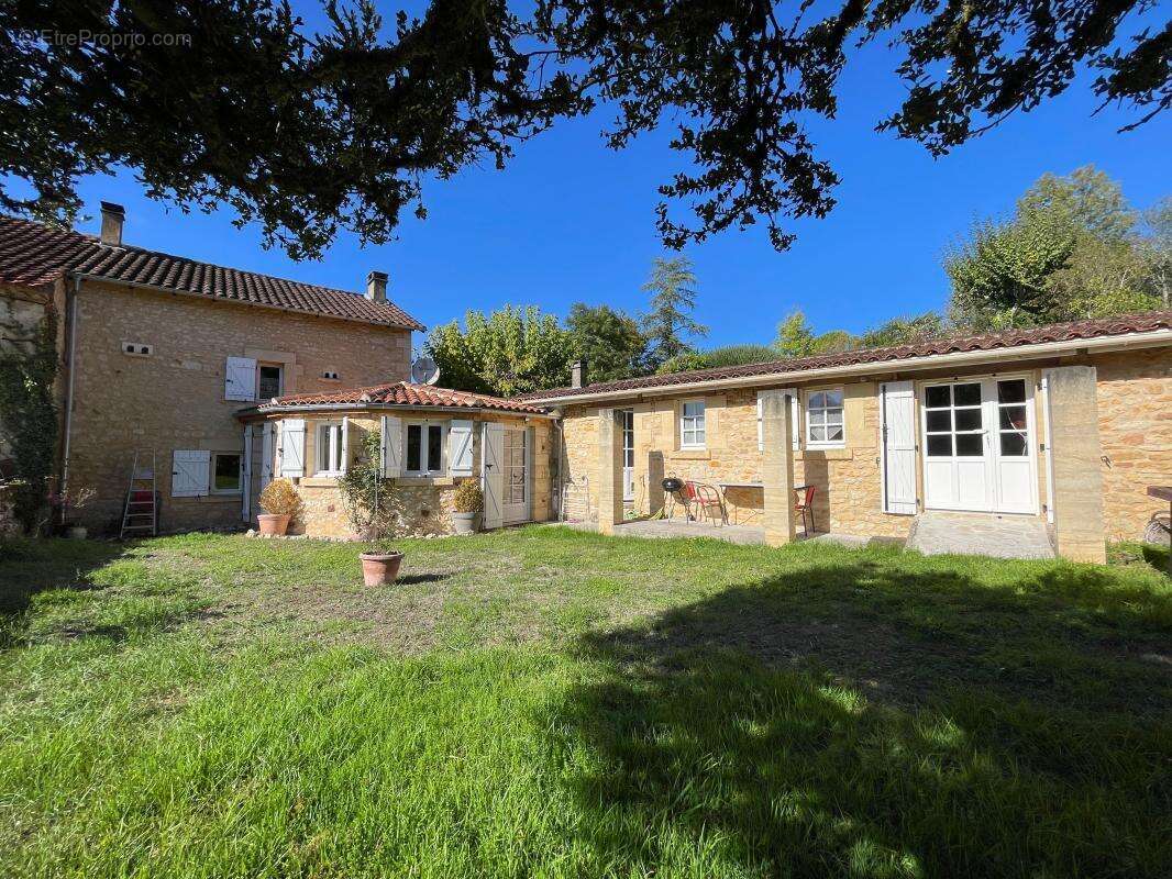 Maison à SAINTE-ALVERE