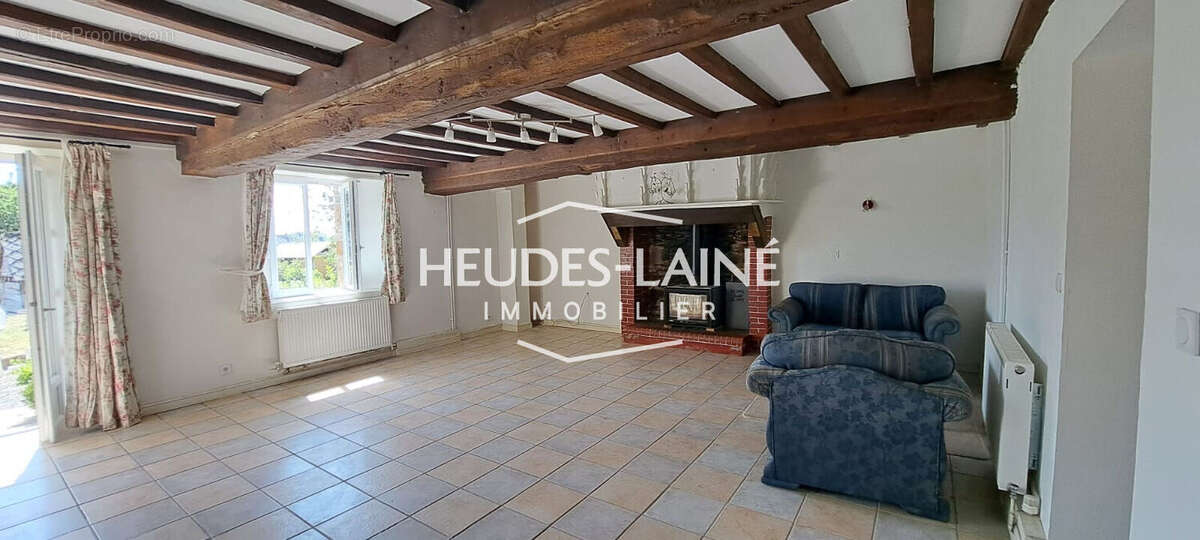 Maison à JUVIGNY-LE-TERTRE