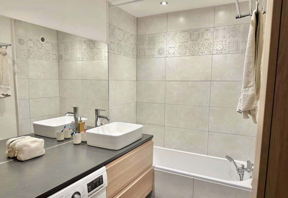 Appartement à HYERES