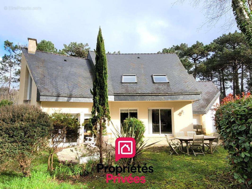 29950 CLOHARS FOUESNANT Maison contemporaine  6 pièce(s) 183 m2 environ - photo 2