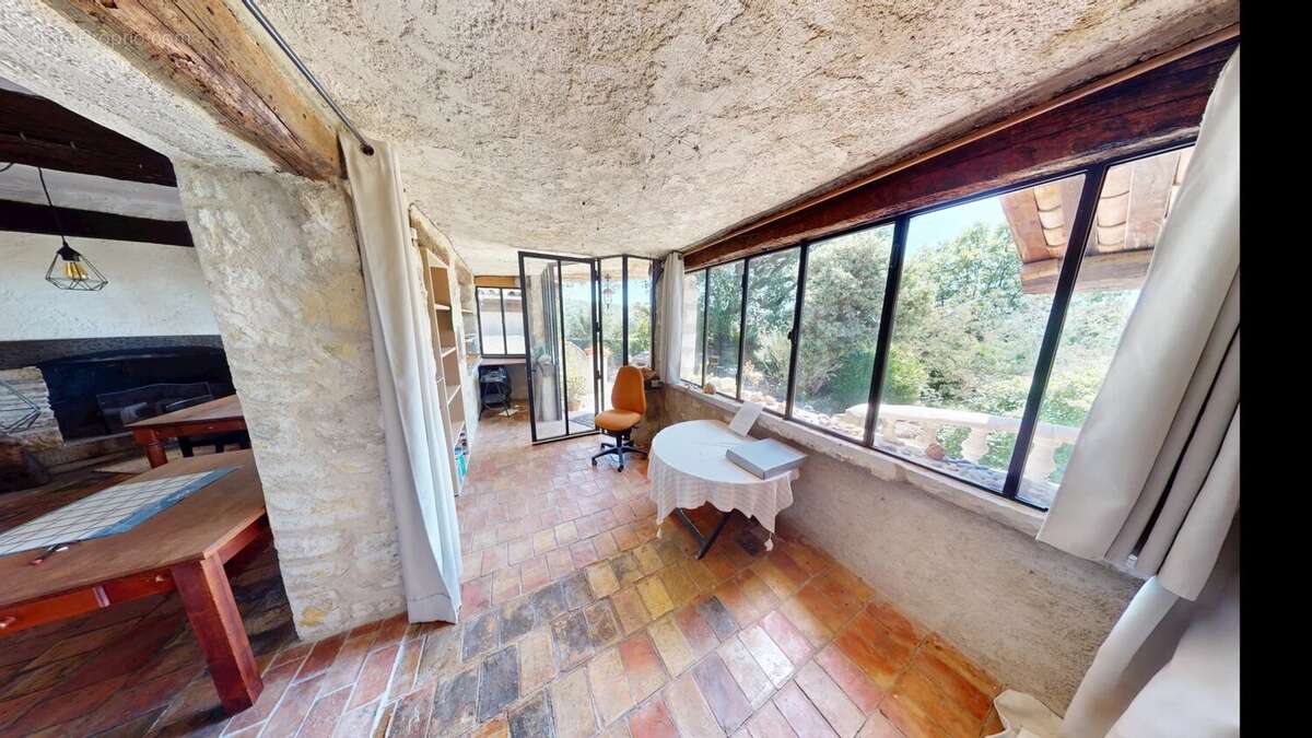 Appartement 2 pieces en rdj de 67 m² à vence - photo 5