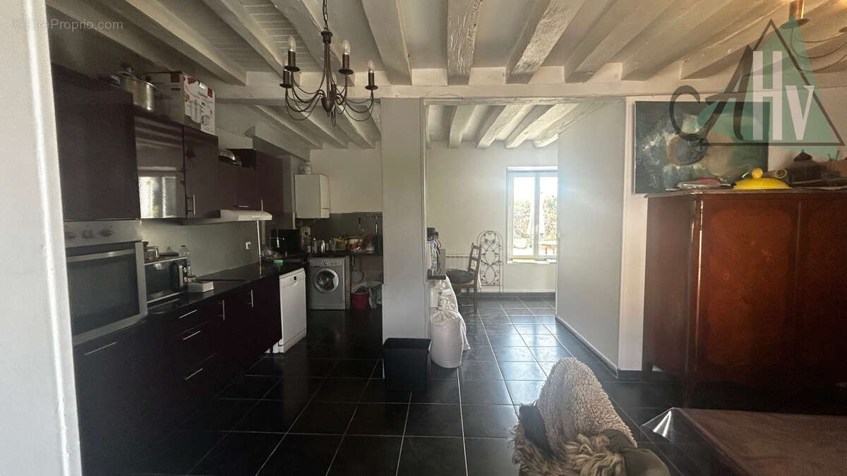 Maison à CUCHARMOY