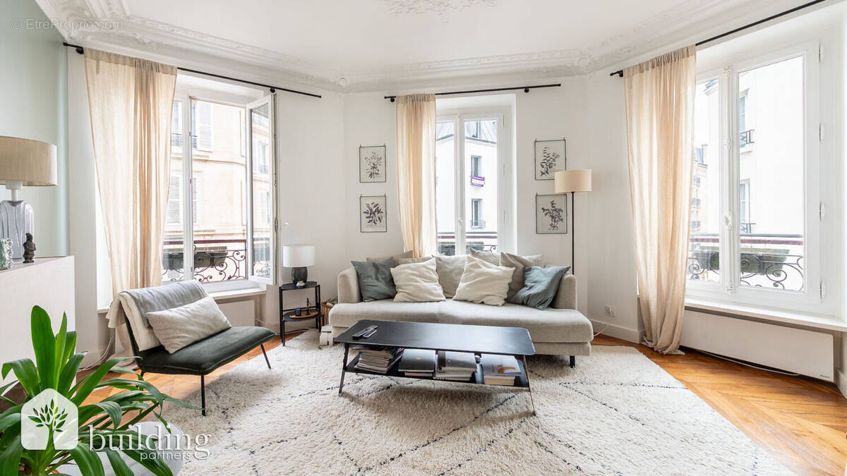 Appartement à LEVALLOIS-PERRET