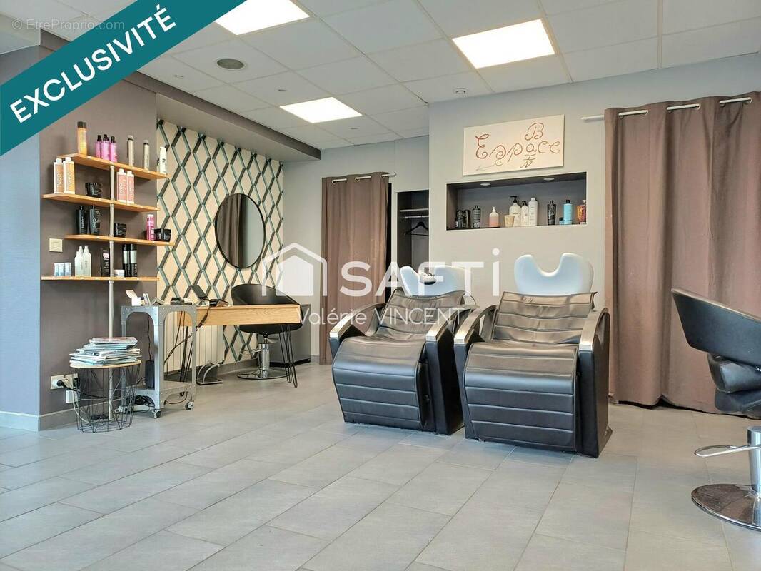 Photo 1 - Commerce à VERN-SUR-SEICHE