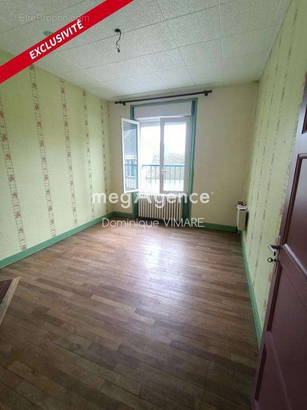 Maison à SAINT-REMY-DU-VAL