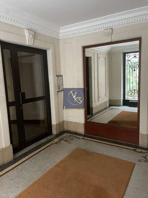 Appartement à PARIS-15E