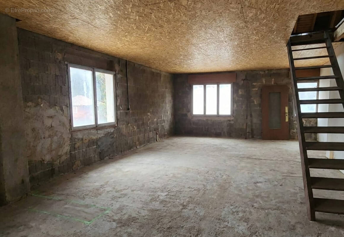 Appartement à MAICHE