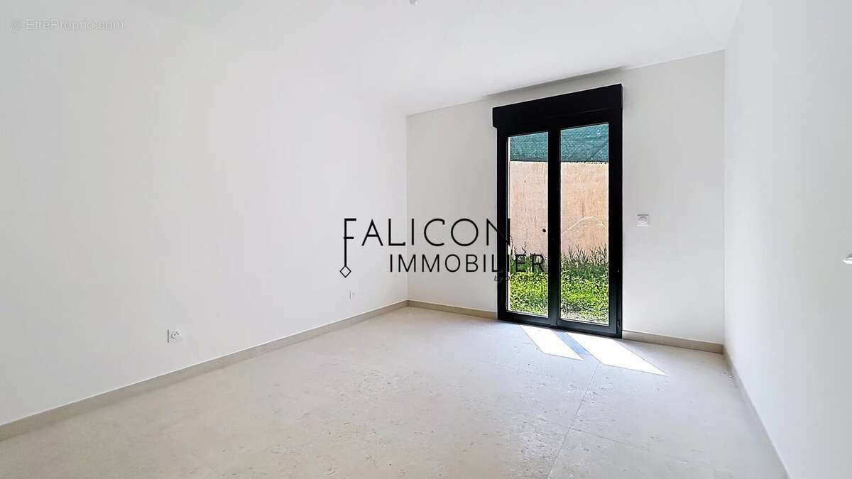 Maison à TOURRETTE-LEVENS