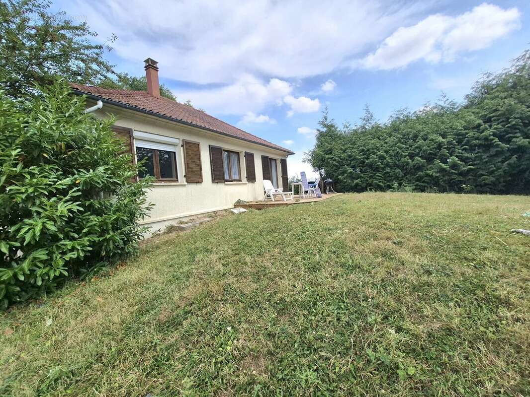 Maison proche de Thiberville – - photo 9