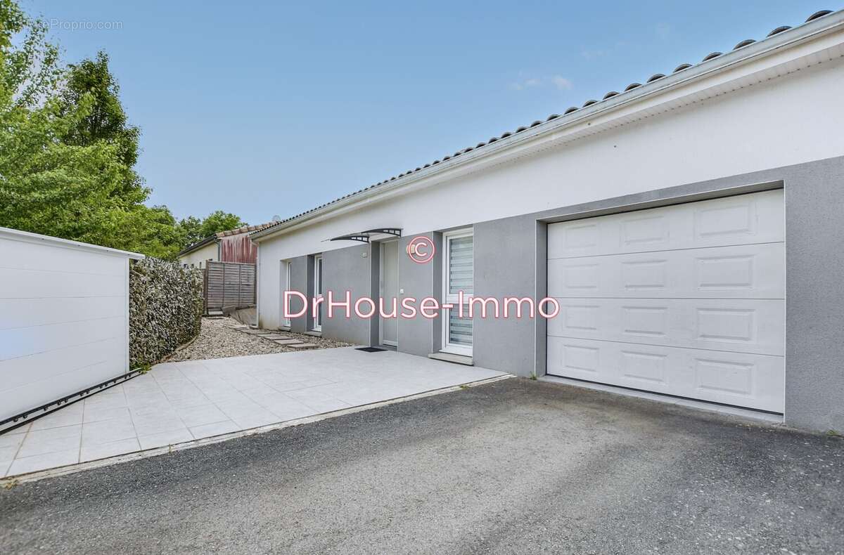 Maison à CASTELMAUROU