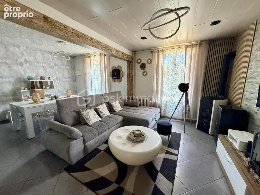 Maison individuelle 5 pièces – 113 m² avec terrain, piscine et dépendances - Lumes - photo 3
