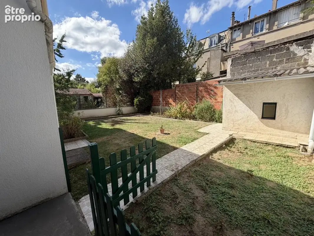 Choisy-le-Roi — Quartier Mairie : Oubliez la copropriété, offrez-vous l'indépendance d'une maison ! - photo 9