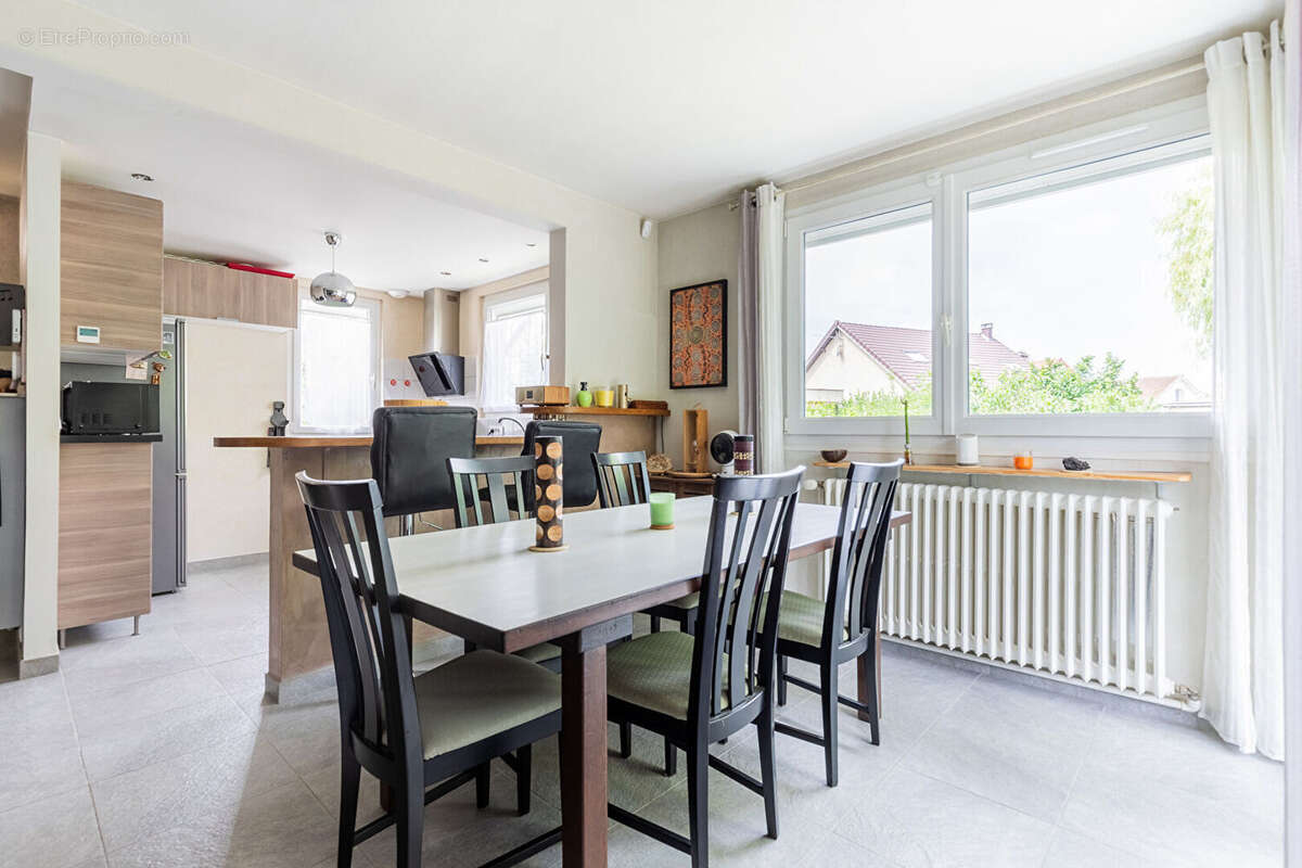 Maison à VILLEBON-SUR-YVETTE