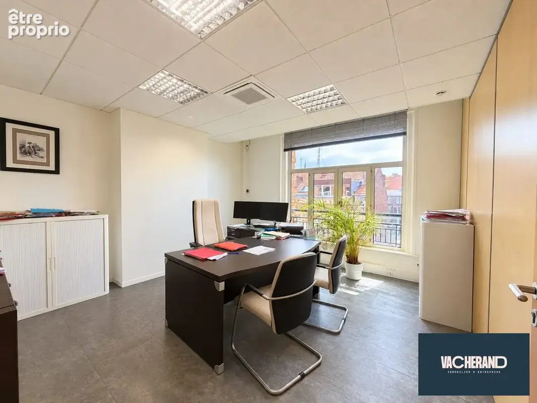Commerce 105 m² à vendre à Lille (59000) - photo 1