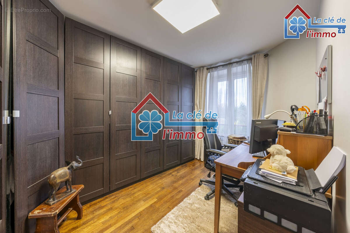 Appartement à MOISSY-CRAMAYEL