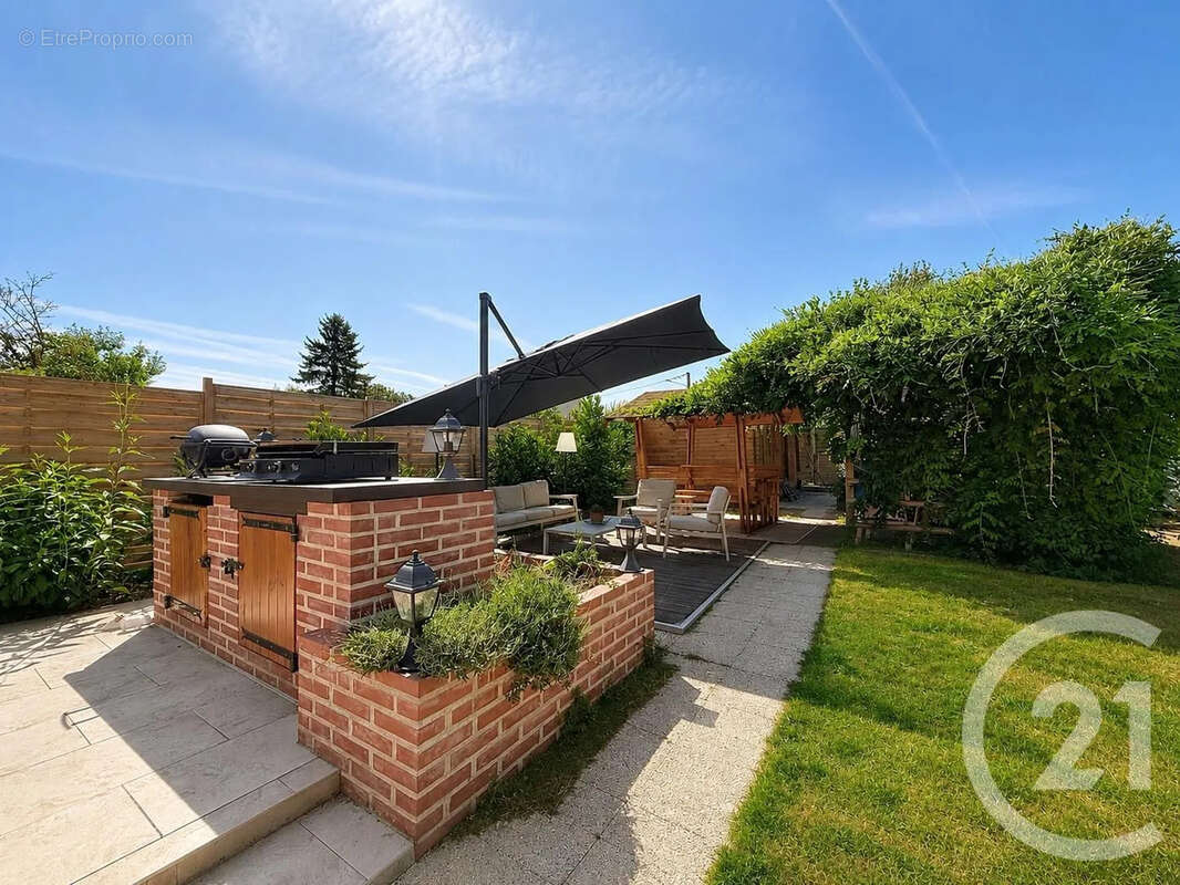 Maison 164 m² à La Ferte-Saint-Aubin  - photo 11