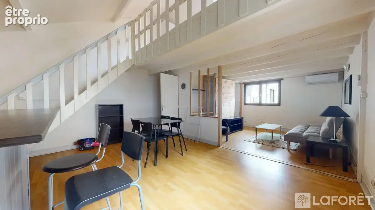 Appartement à MOULINS
