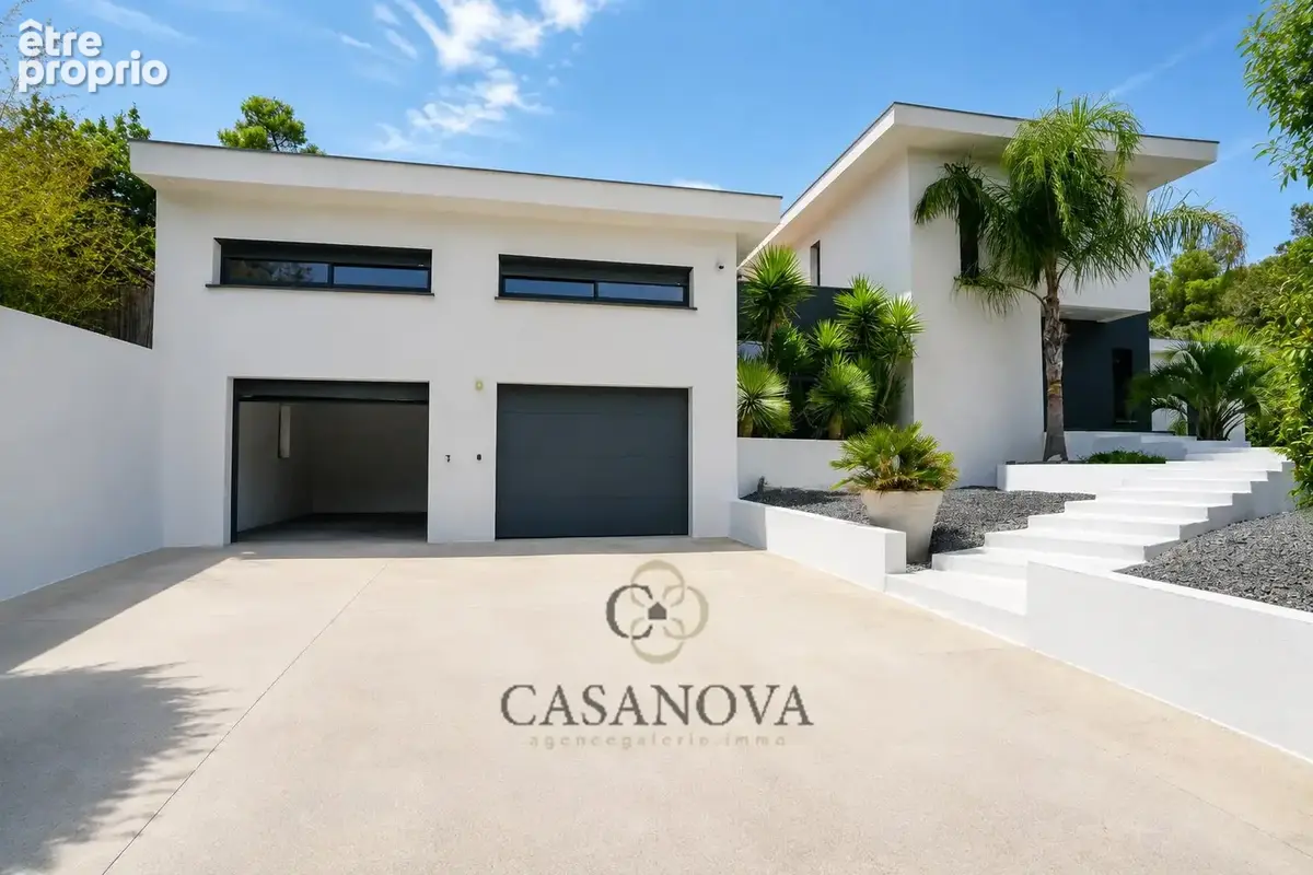 Villa contemporaine de 280 m² sur 1,3 hectare - photo 18