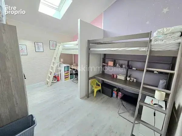 Maison de 191 m2, 5 chambres, piscine sur un terrain de 964 m2 !!! - photo 13