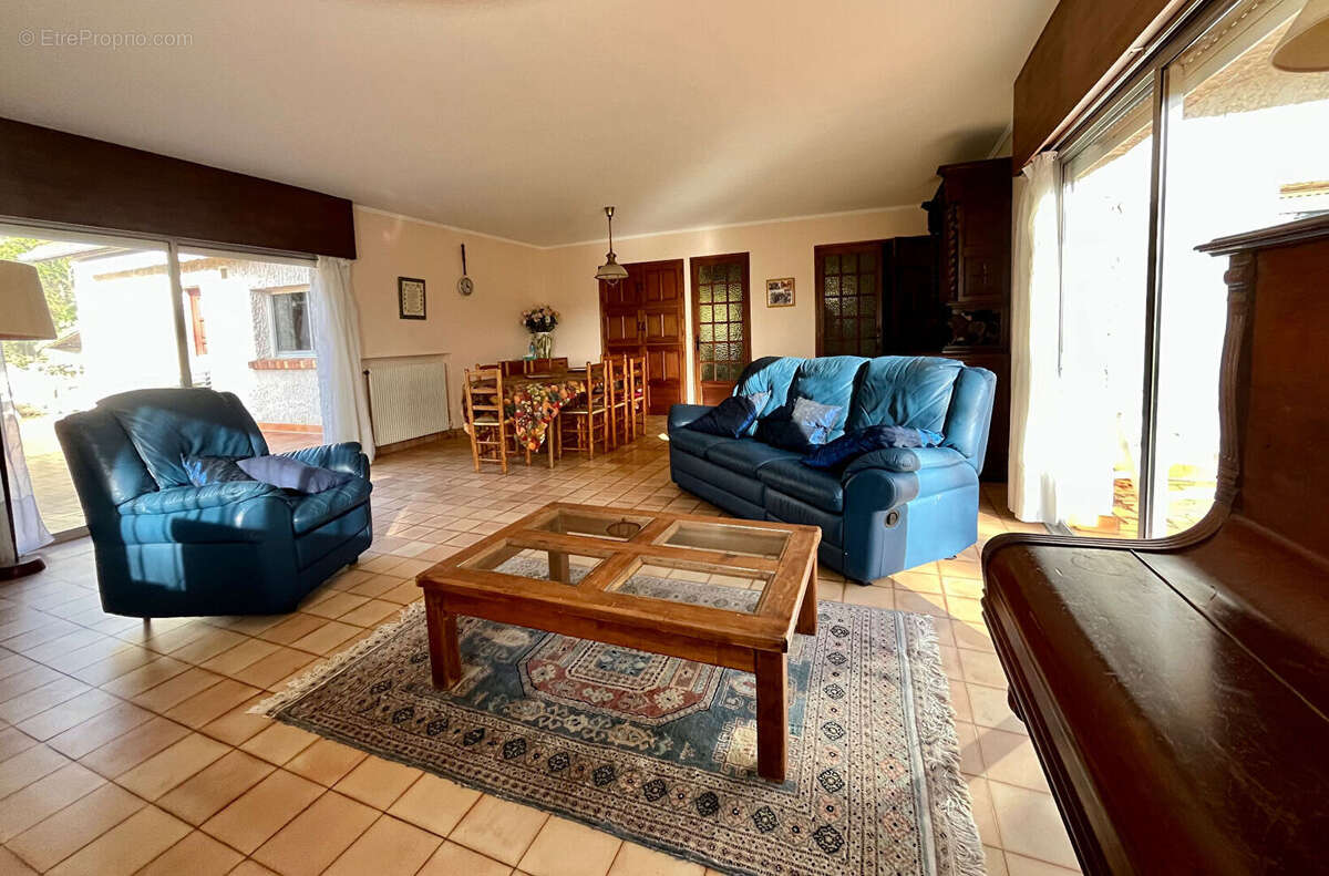 Maison à MAREIL-SUR-MAULDRE