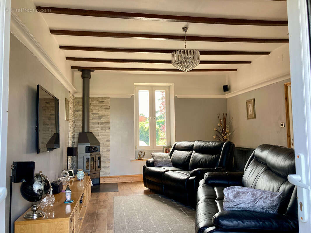 Maison à LE BUSSEAU