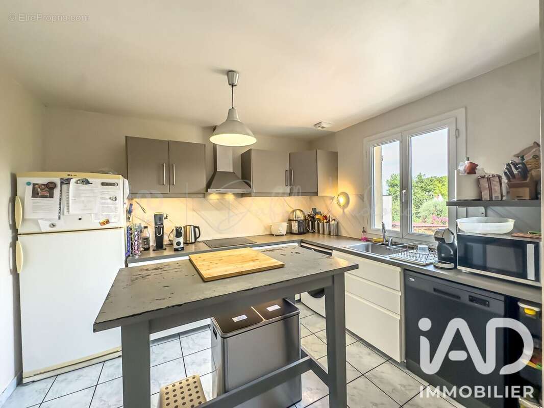 Maison 106 m² à Argenteuil  - photo 8