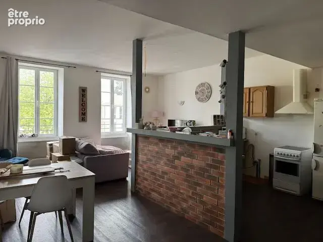 Appartement 4 pièces 90 m² à vendre à Bournezeau (85480) - photo 2