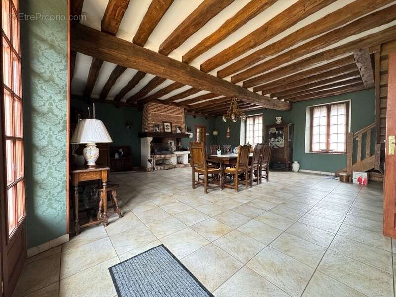 Maison 11 pièces, 250 m2 - photo 3