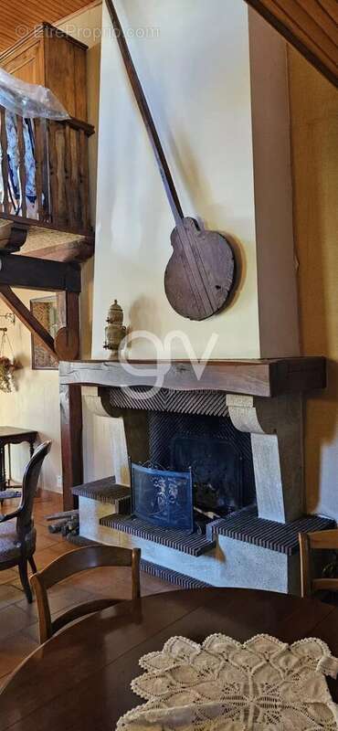 Maison à ARPAJON-SUR-CERE