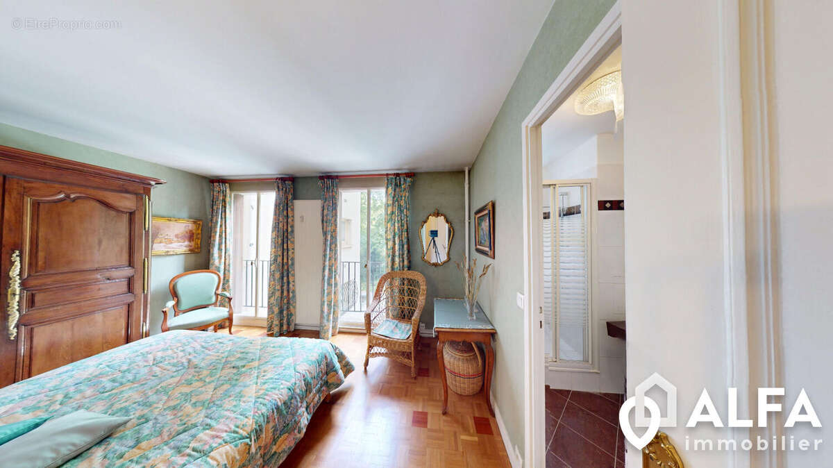 Appartement à ENGHIEN-LES-BAINS