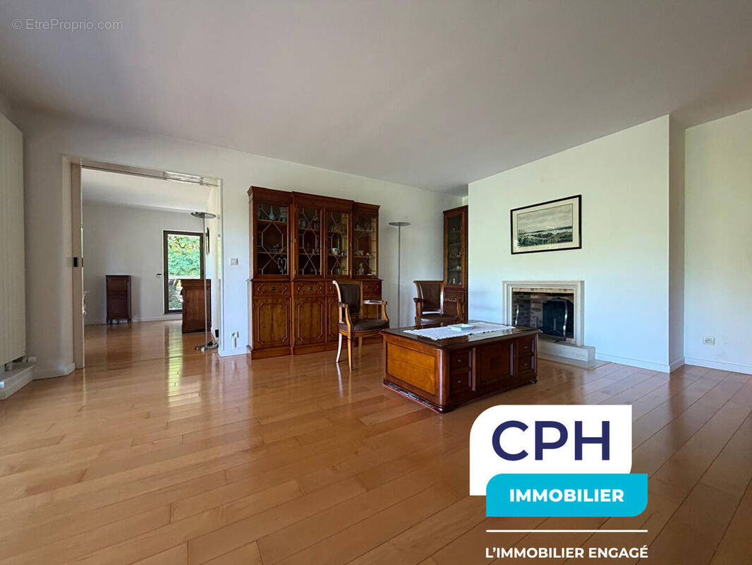 Appartement à LE CHESNAY