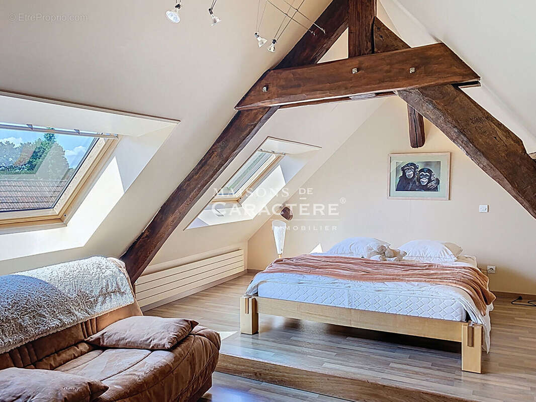 Maison à THOIRY