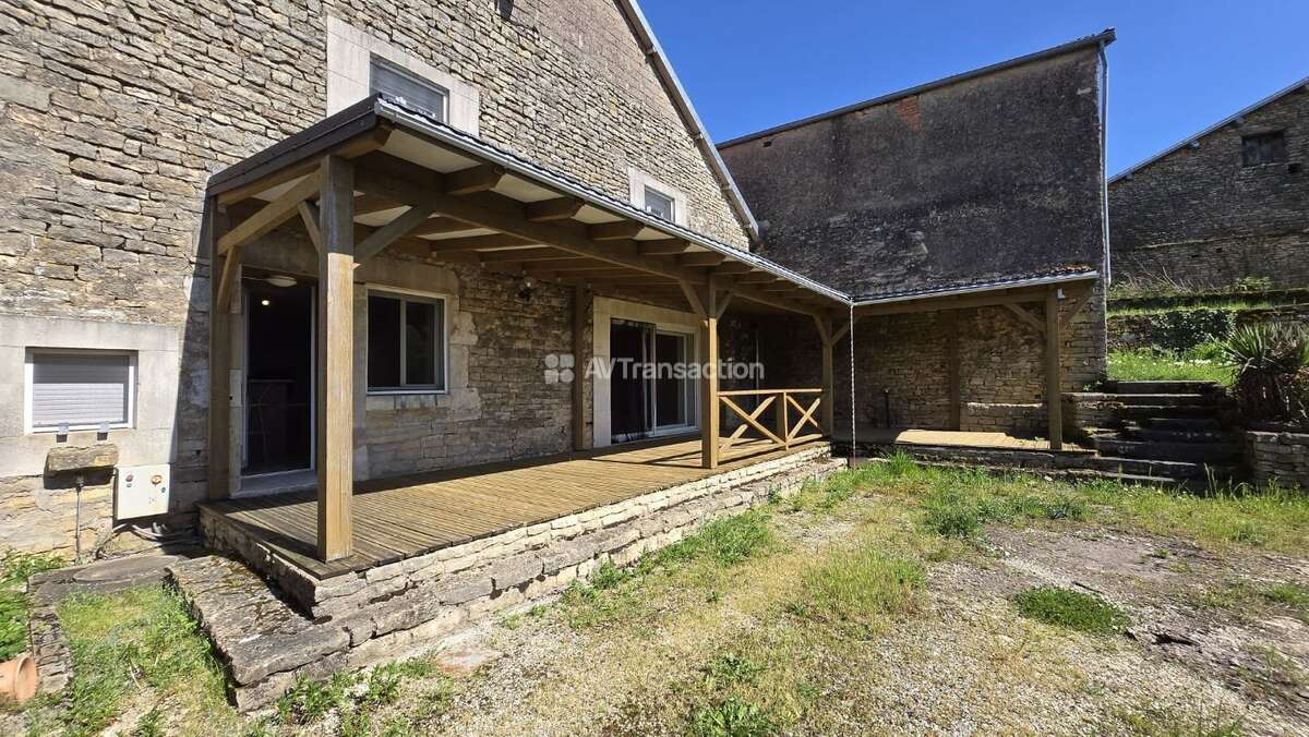 Maison à PIERRECOURT