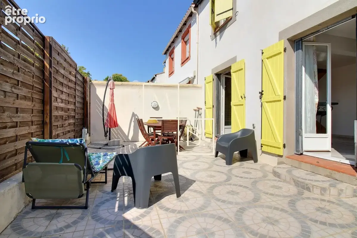 Maison T5 avec terrasse et garage. - photo 5