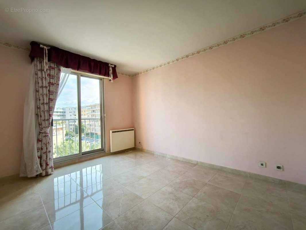 Appartement à CAGNES-SUR-MER