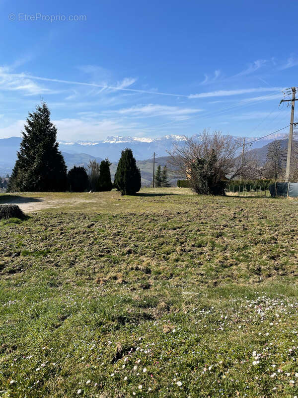 Terrain à SAINT-MARTIN-D&#039;URIAGE