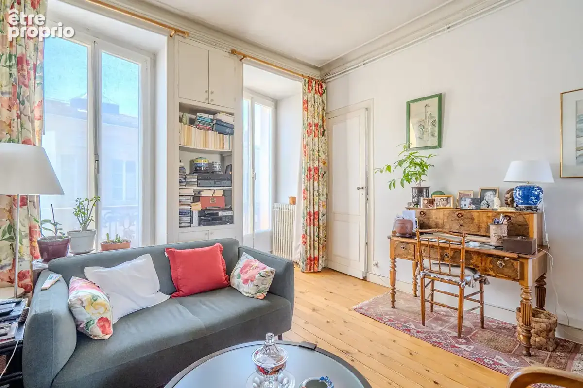 Bordeaux Fondaudège - Appartement T2 évolutif en T3 de 65 m² avec parking, cave de 20 m² et grenier - photo 5