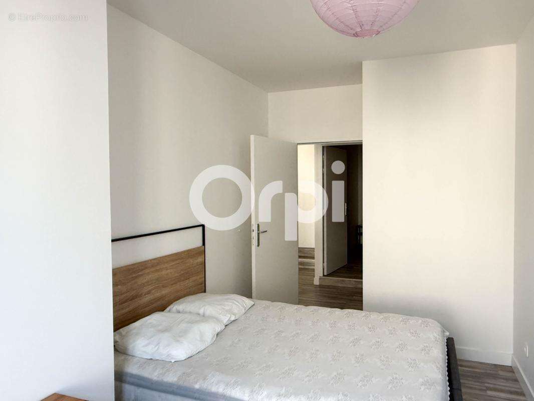 Appartement à FOURAS