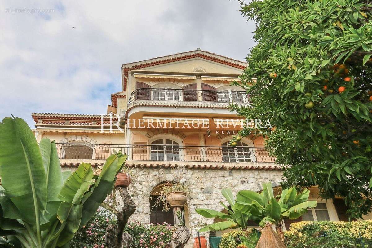 Maison à ROQUEBRUNE-CAP-MARTIN