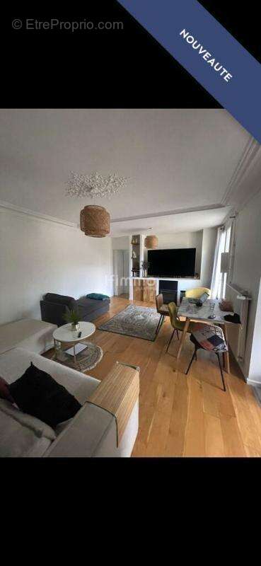 Maison à LES MUREAUX