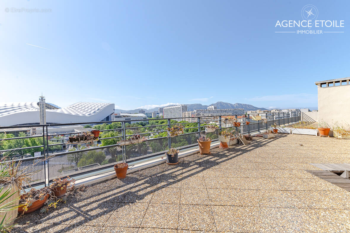 Appartement à MARSEILLE-8E