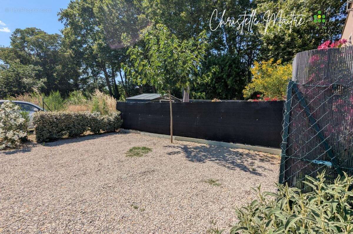 Maison 102 m² à Saint-Martin-De-Crau  - photo 7
