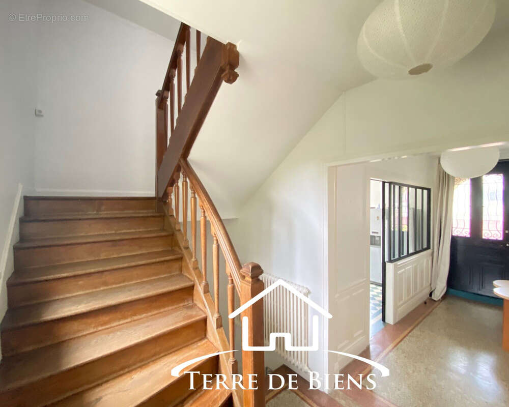 Maison de Maître, 8 Pièces   6 Chambres - 228 m2,  SOISSONS Première Couronne - photo 7