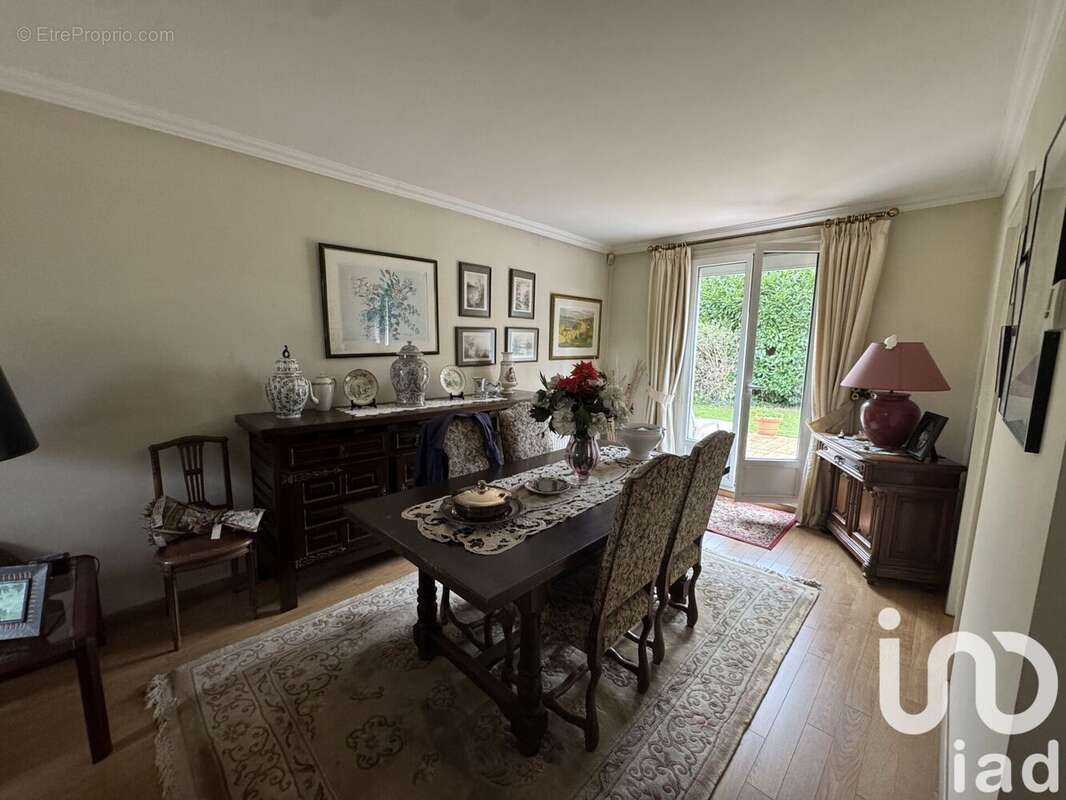 Photo 3 - Maison à SAINT-GERMAIN-LES-CORBEIL