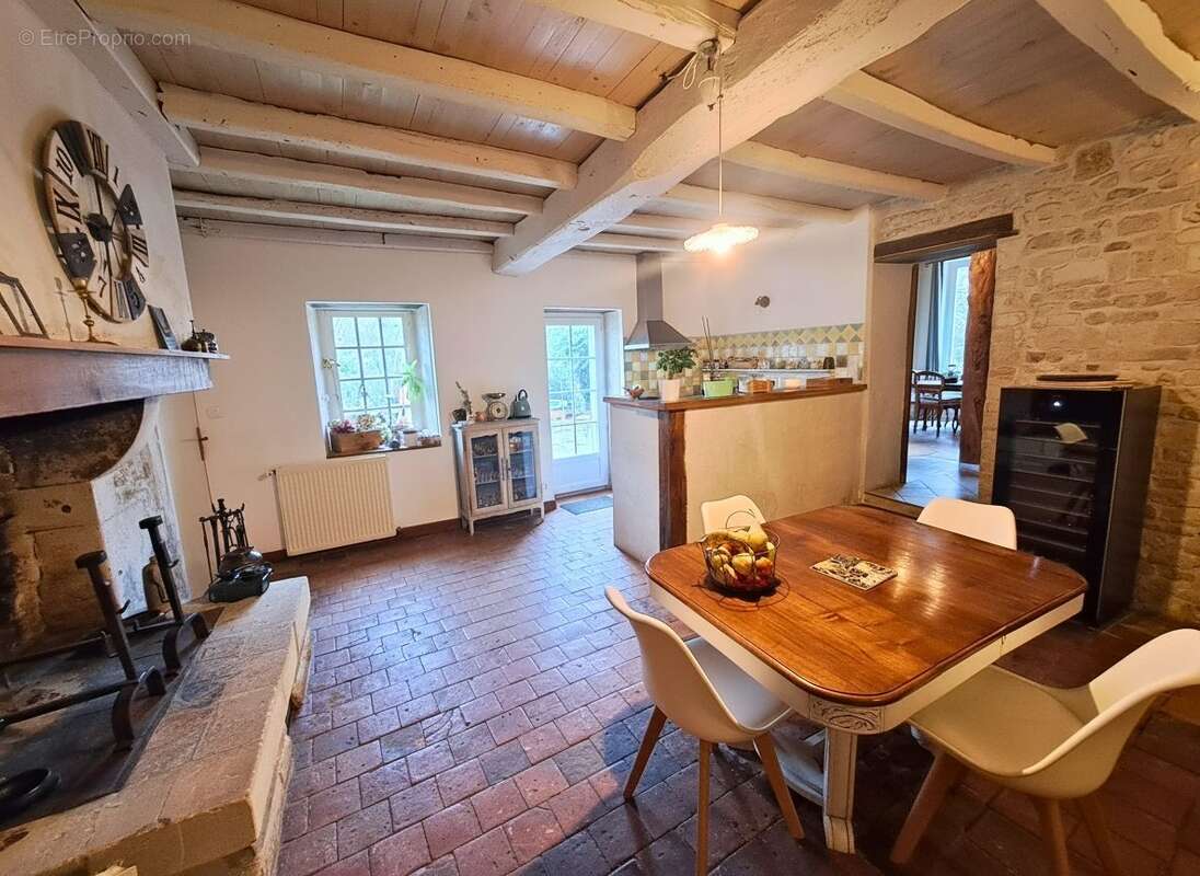 Maison à COURBILLAC