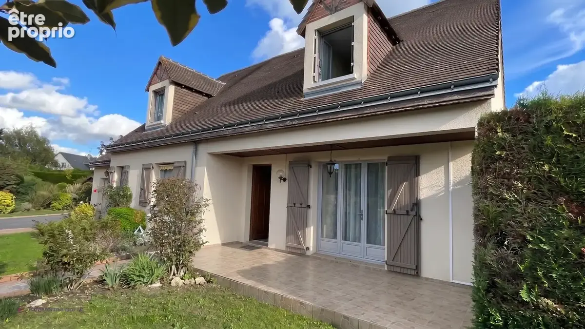 Maison à SAINT-CYR-SUR-LOIRE
