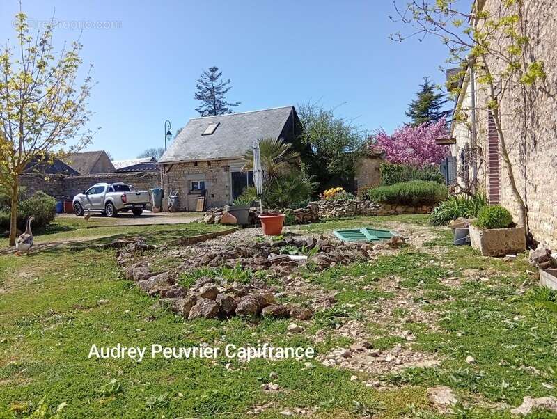 Maison 8 pièces – 167 m² environ – Fort potentiel - photo 12