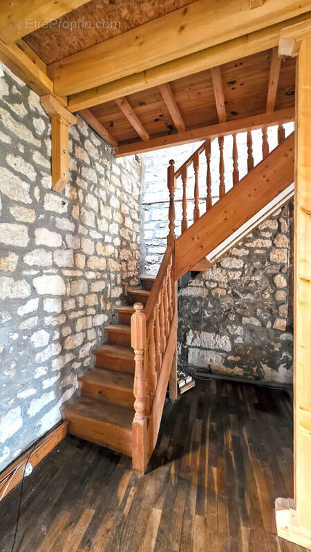 Maison à FREMECOURT