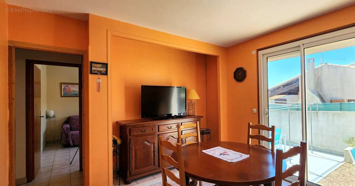 Grande maison divisée en 2 appartements - photo 17